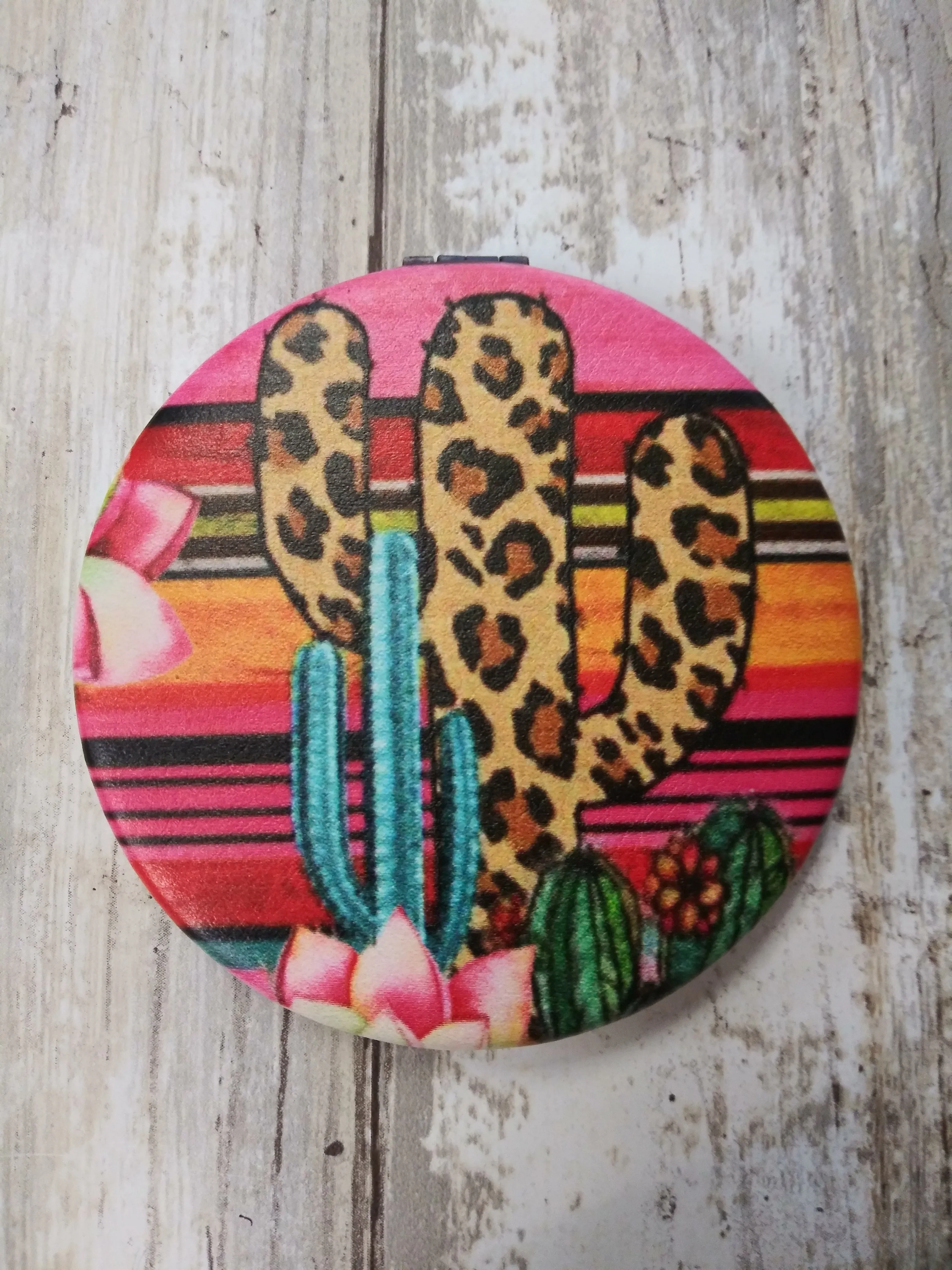 Compact Mirror