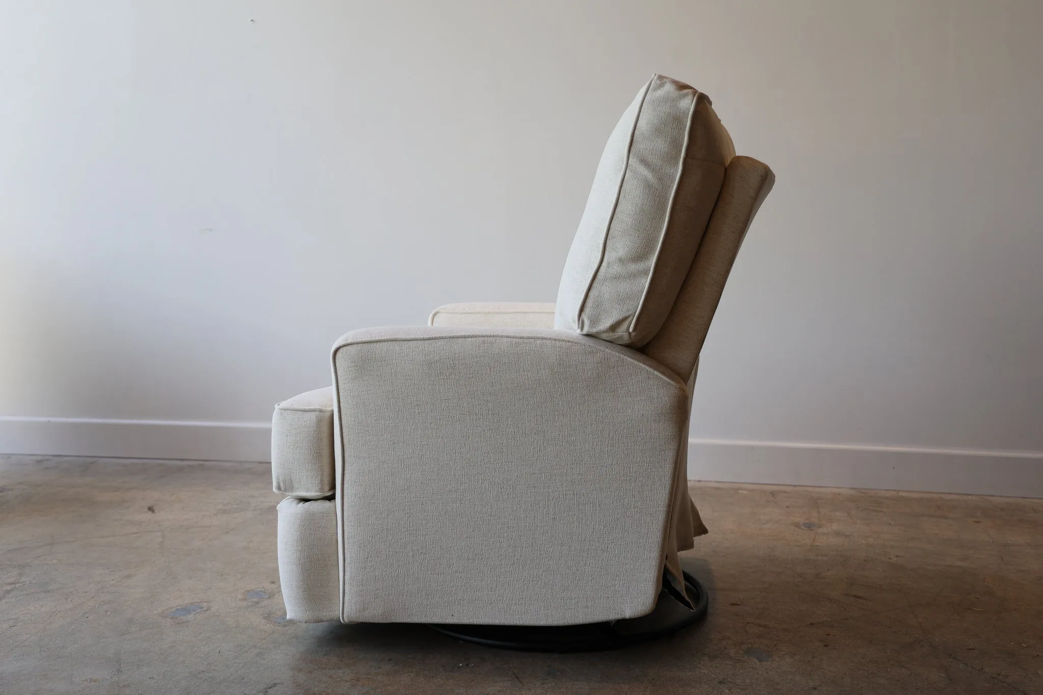 Snow Power Swivel Glider Recliner Chair