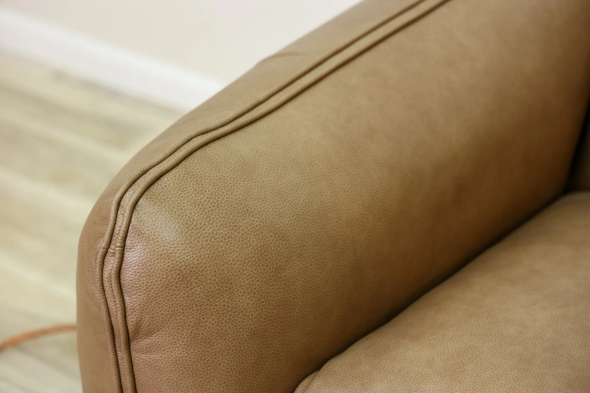 Vita Leather Reclining Sectional